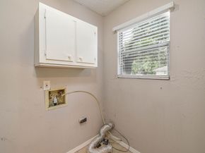 1404 N San Jacinto Street, Conroe TX 77301