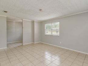 1404 N San Jacinto Street, Conroe TX 77301