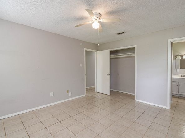 1404 N San Jacinto Street, Conroe TX 77301