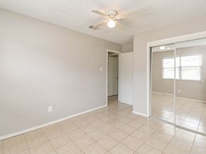 1404 N San Jacinto Street, Conroe TX 77301