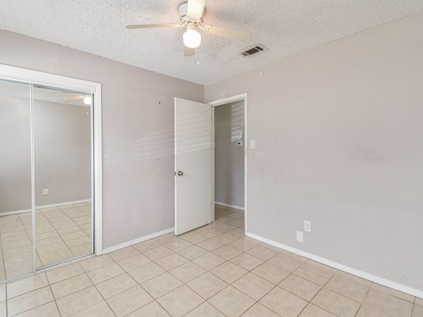 1404 N San Jacinto Street, Conroe TX 77301