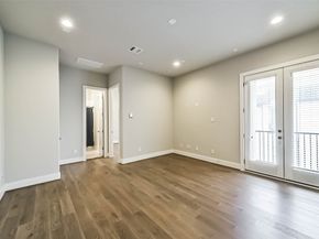 10914 Brookeshire Chase Lane, Houston TX 77043