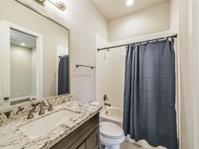 10914 Brookeshire Chase Lane, Houston TX 77043