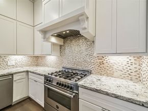 10914 Brookeshire Chase Lane, Houston TX 77043