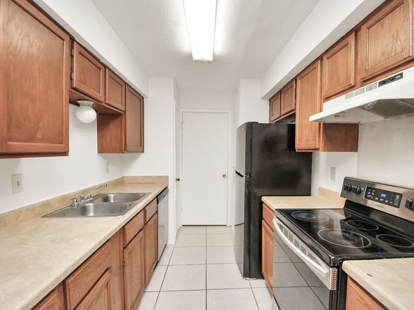 9700 Leawood Boulevard 1205, Houston TX 77099