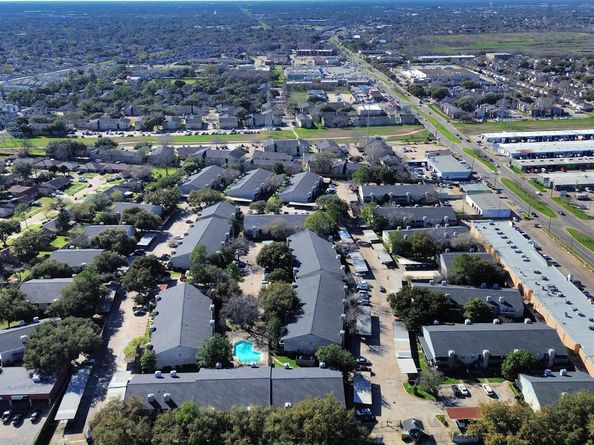 9700 Leawood Boulevard 1205, Houston TX 77099