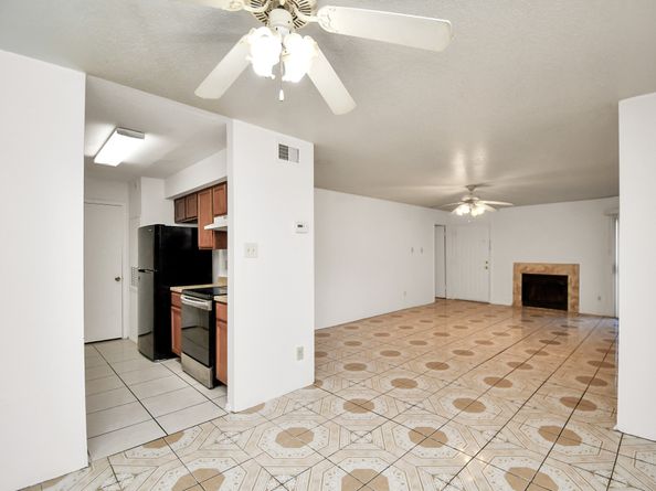 9700 Leawood Boulevard 1205, Houston TX 77099