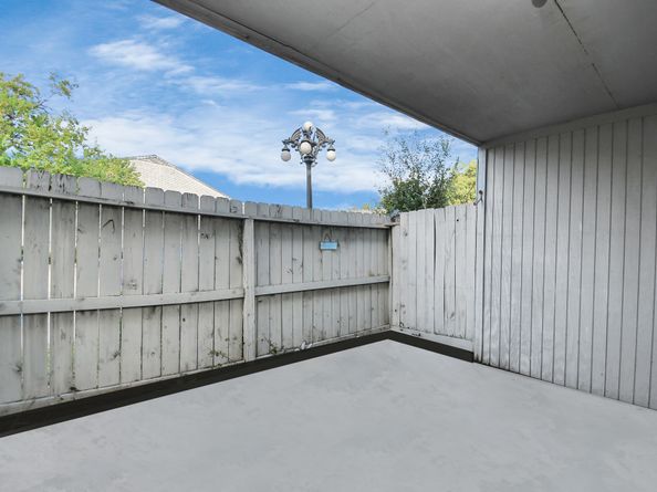 9700 Leawood Boulevard 1205, Houston TX 77099