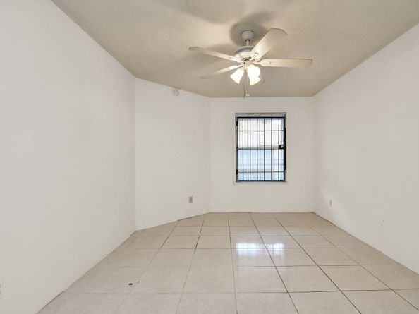 9700 Leawood Boulevard 1205, Houston TX 77099