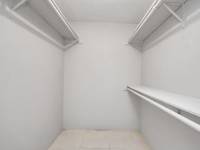 9700 Leawood Boulevard 1205, Houston TX 77099