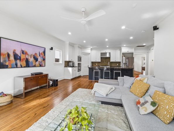 702 Algregg Street, Houston TX 77008