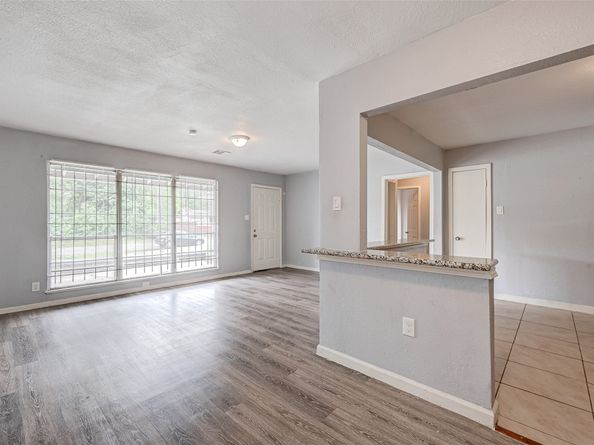 7658 Belbay Street, Houston TX 77033