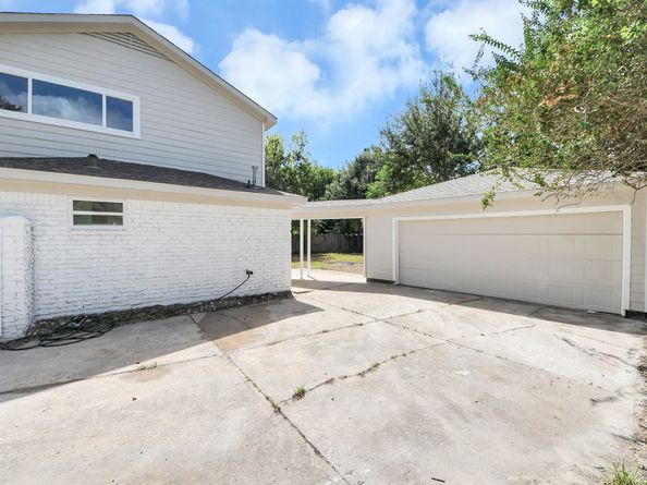 13710 Whitchurch Way, Houston TX 77015