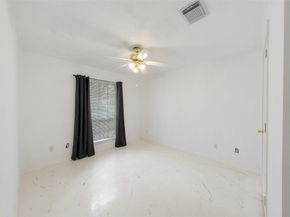 15 Gold Leaf Place, The Woodlands TX 77384