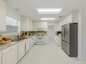 15 Gold Leaf Place, The Woodlands TX 77384