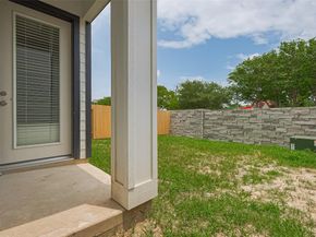 8933 Grovner Place, Houston TX 77055