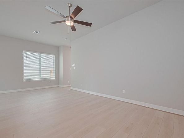 8933 Grovner Place, Houston TX 77055