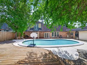 5210 Lodge Creek, Houston TX 77066