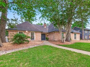 5210 Lodge Creek, Houston TX 77066