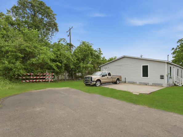303 Gans Street, Houston TX 77029