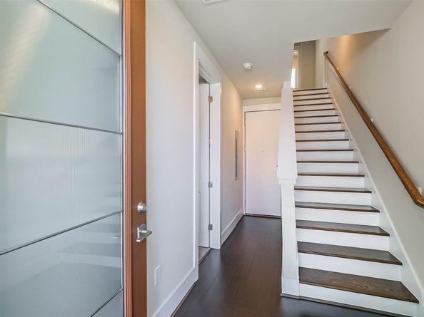 2401 Crawford Street C1B, Houston TX 77004