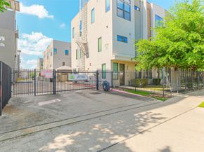 2401 Crawford Street C1B, Houston TX 77004