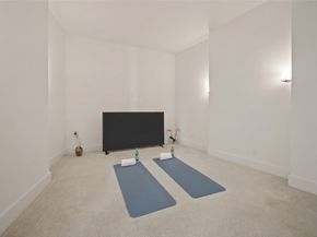2215 MacArthur Street, Houston TX 77030