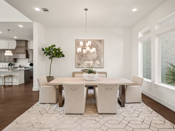 2215 MacArthur Street, Houston TX 77030
