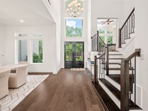 2215 MacArthur Street, Houston TX 77030