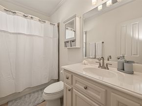4019 Whitman, Houston TX 77027