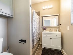 531 Dogwood Street, Houston TX 77022