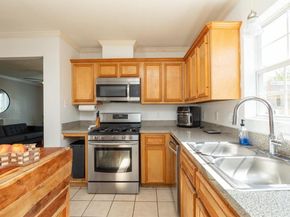 531 Dogwood Street, Houston TX 77022