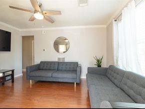 531 Dogwood Street, Houston TX 77022