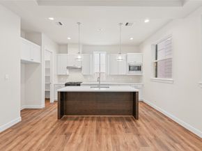 2706 Grand Fountains Drive F, Houston TX 77054