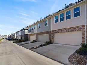9443 Towne Lake Parkway, Cypress TX 77433