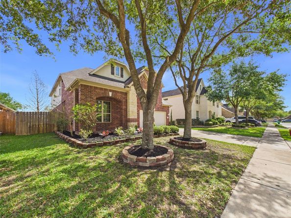 2509 Crestmoon Court, Houston TX 77089