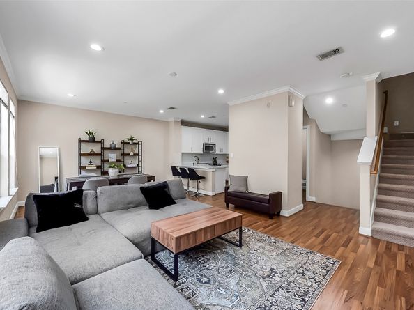 3001 Murworth Drive 1702, Houston TX 77025