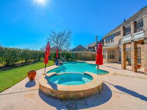 43 Fosters Green Drive, Sugar Land TX 77479
