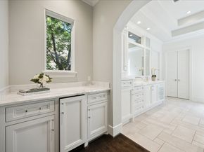 2117 Dickey Place, Houston TX 77019