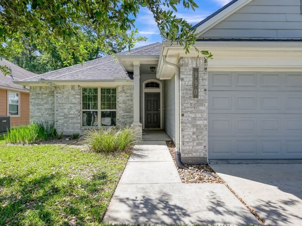 990 Northampton Drive, Conroe TX 77303