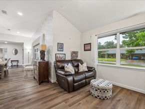 10322 Shadow Wood Drive, Houston TX 77043