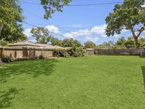 10322 Shadow Wood Drive, Houston TX 77043
