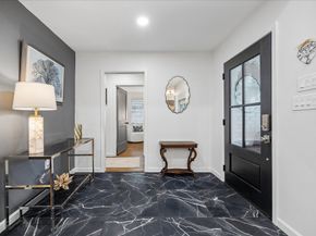 10322 Shadow Wood Drive, Houston TX 77043