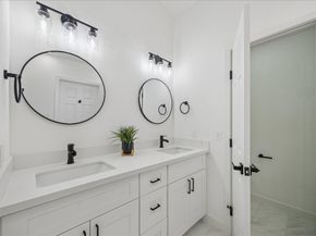 2514 Haverhill Drive, Houston TX 77008
