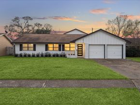 2514 Haverhill Drive, Houston TX 77008