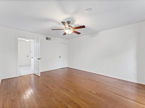 110 Shadow Wood Drive, Sugar Land TX 77498