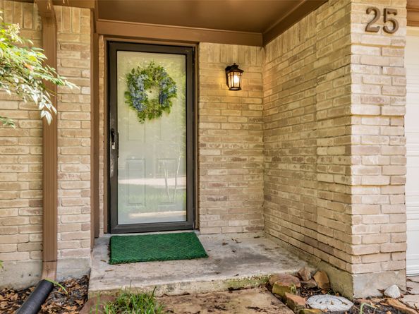 25 N Deerfoot Circle, Spring TX 77380