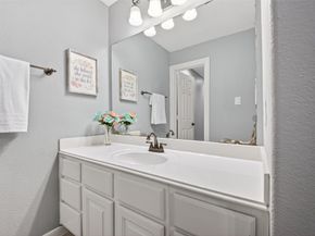 15710 Starcreek Lane, Houston TX 77044