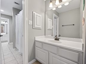 15710 Starcreek Lane, Houston TX 77044