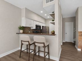 2121 El Paseo Street 1702, Houston TX 77054